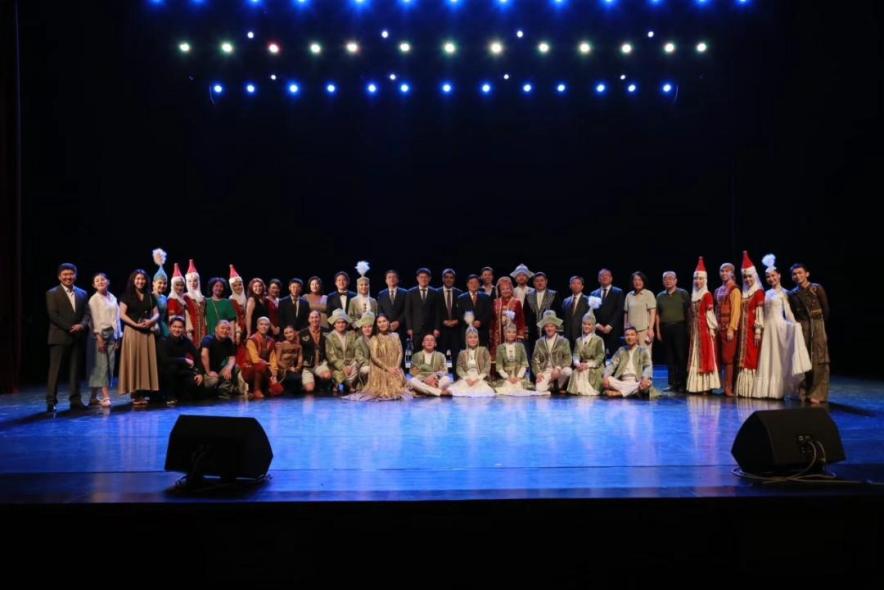 Казахское традиционное искусство презентовано в Китае