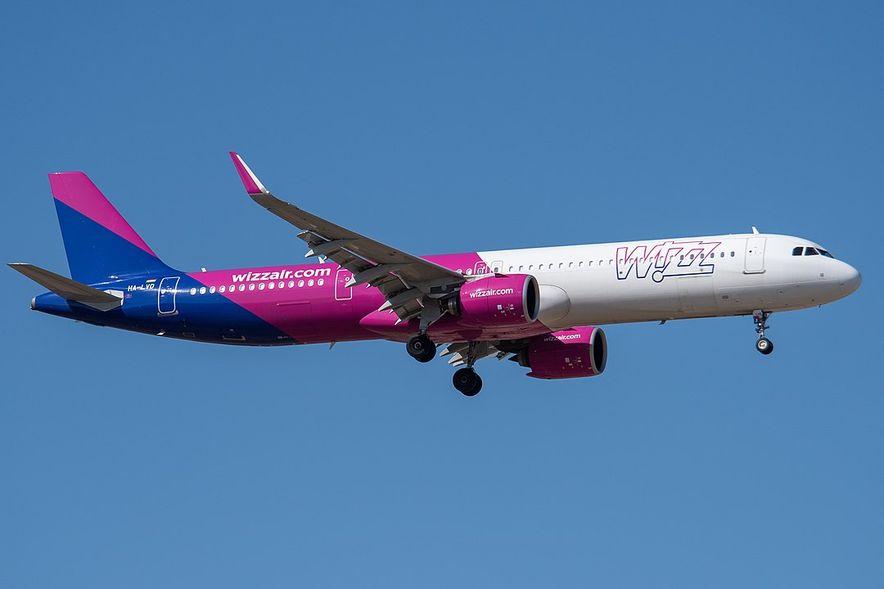 Wizz Air запустила безлимитный годовой билет за 599 евро