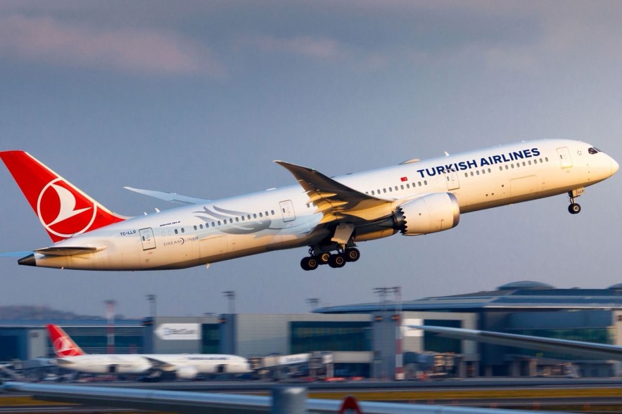 Больше рейсов — больше солнца: Turkish Airlines расширяет программу полётов