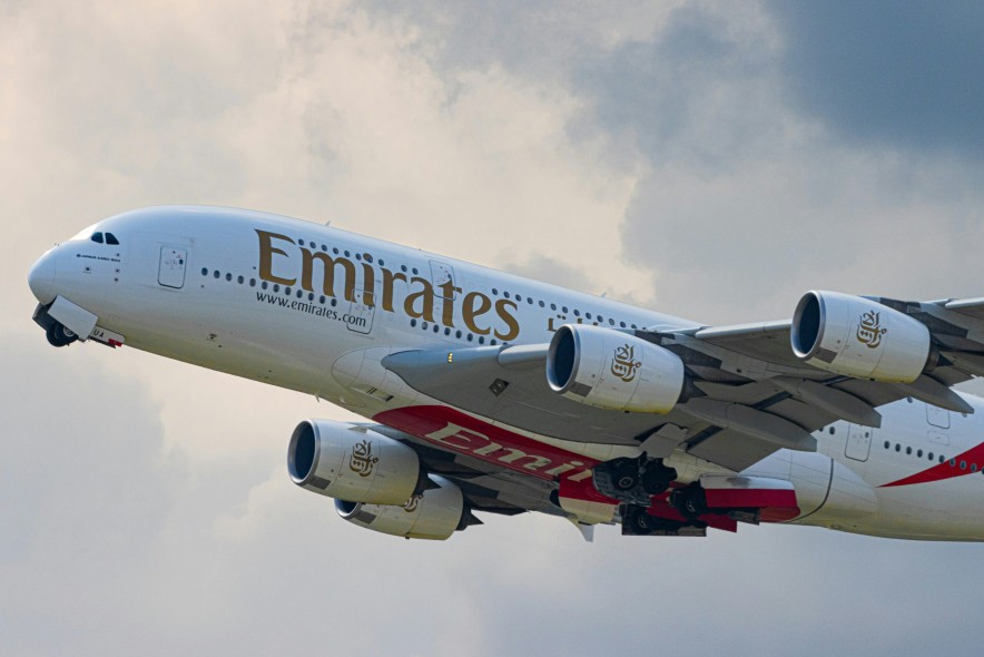Новые правила Emirates о детях в первом классе вызвали споры
