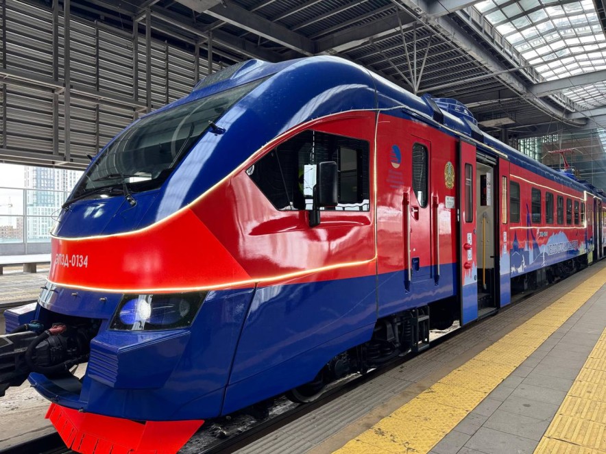 Тас жолдардың жабылуына байланысты ҚТЖ 17 қосымша тіркемелі вагон енгізді