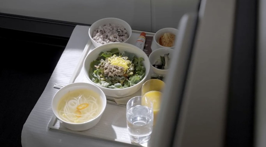 Еда, ради которой стоит отправиться в полёт: гастрономические открытия начинаются на борту