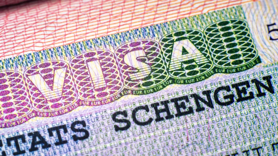 Стоимость шенгенских виз может подорожать для казахстанцев