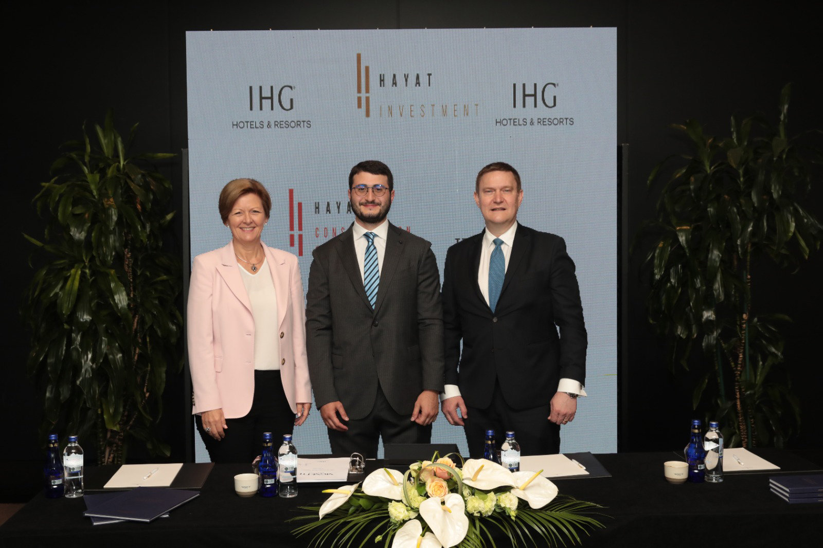 Карин Шеппард, IHG, Мурат Касанов, Hayat Construction Group Kassanov Hotel Management, Кеннет МакФерсон, IHG