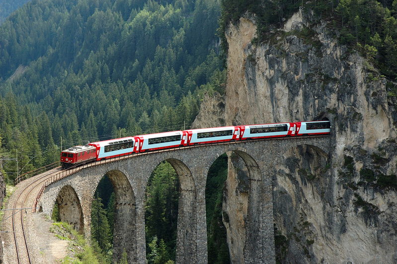 поезд Швейцария